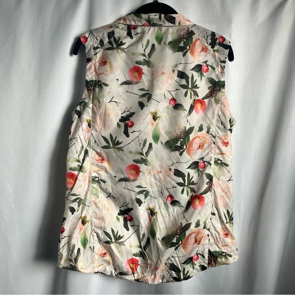 Oiselle Lightweight Floral Vest size M - Picture 3 of 7